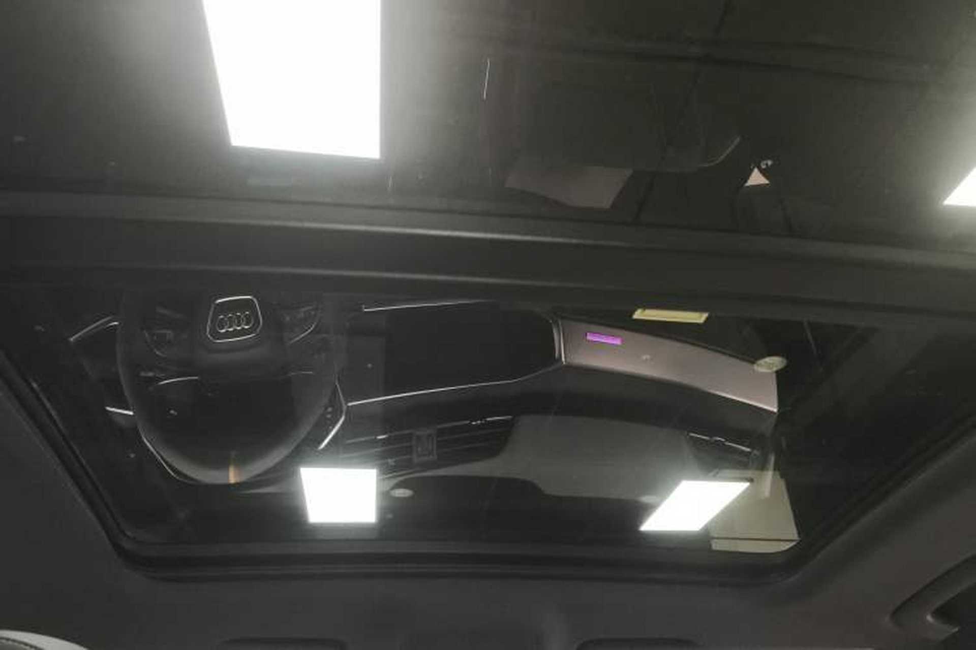 Used Audi Q3 2022 45 TFSI quattro Fashion Dynamic Model Headliner