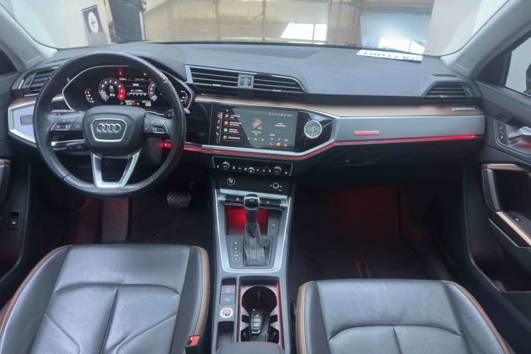 Used Audi Q3 2022 35 TFSI Fashionable and Elegant Model Interior 1