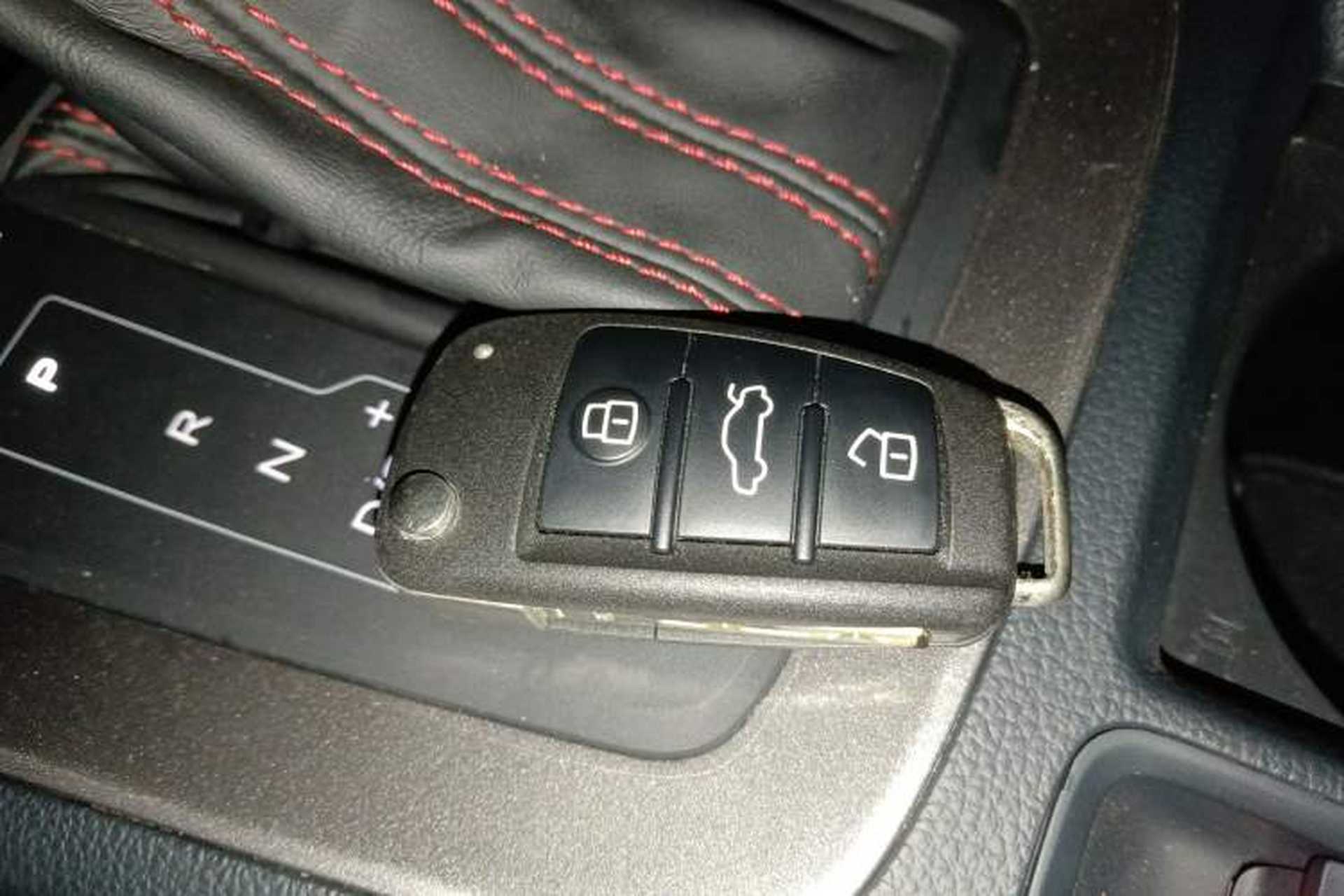 Used Audi Q3 2022 40 TFSI RS Package Performance Model Interior 1