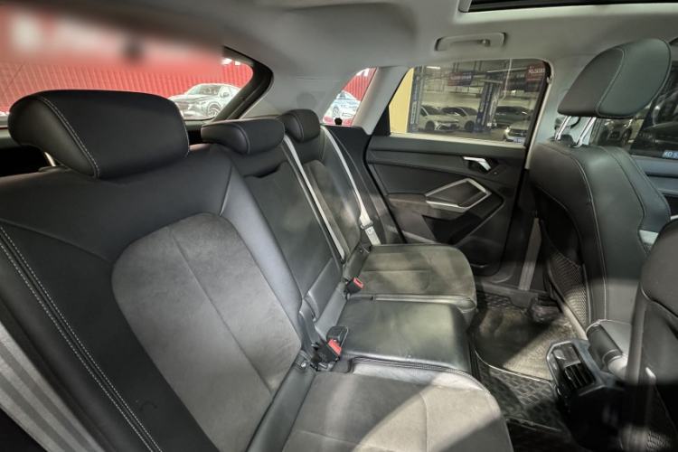 Used Audi Q3 2022 35 TFSI Fashion Dynamic Model Interior 10