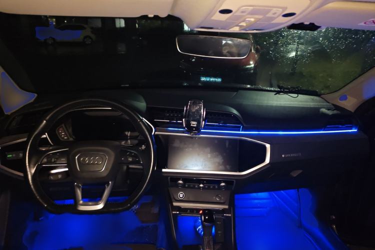 Used Audi Q3 2022 35 TFSI Fashion Dynamic Model Interior 2