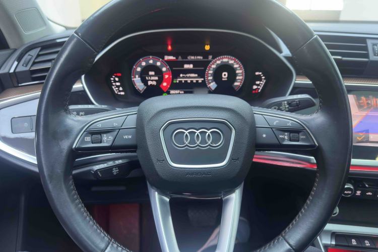 Used Audi Q3 2022 35 TFSI Fashionable and Elegant Model Interior 2