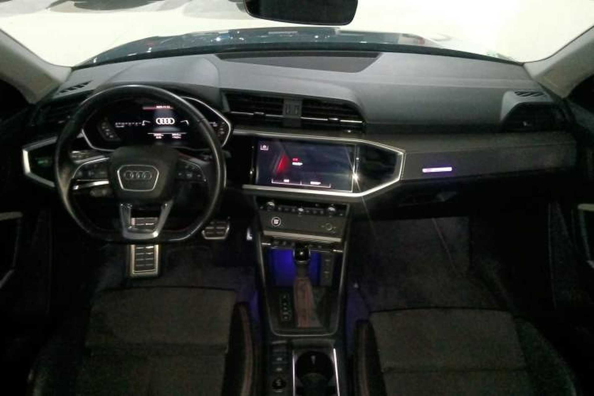 Used Audi Q3 2022 40 TFSI RS Package Performance Model Interior 2