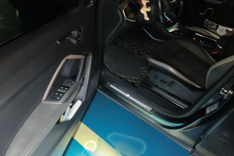 Used Audi Q3 2022 35 TFSI Fashion Dynamic Model Interior 3