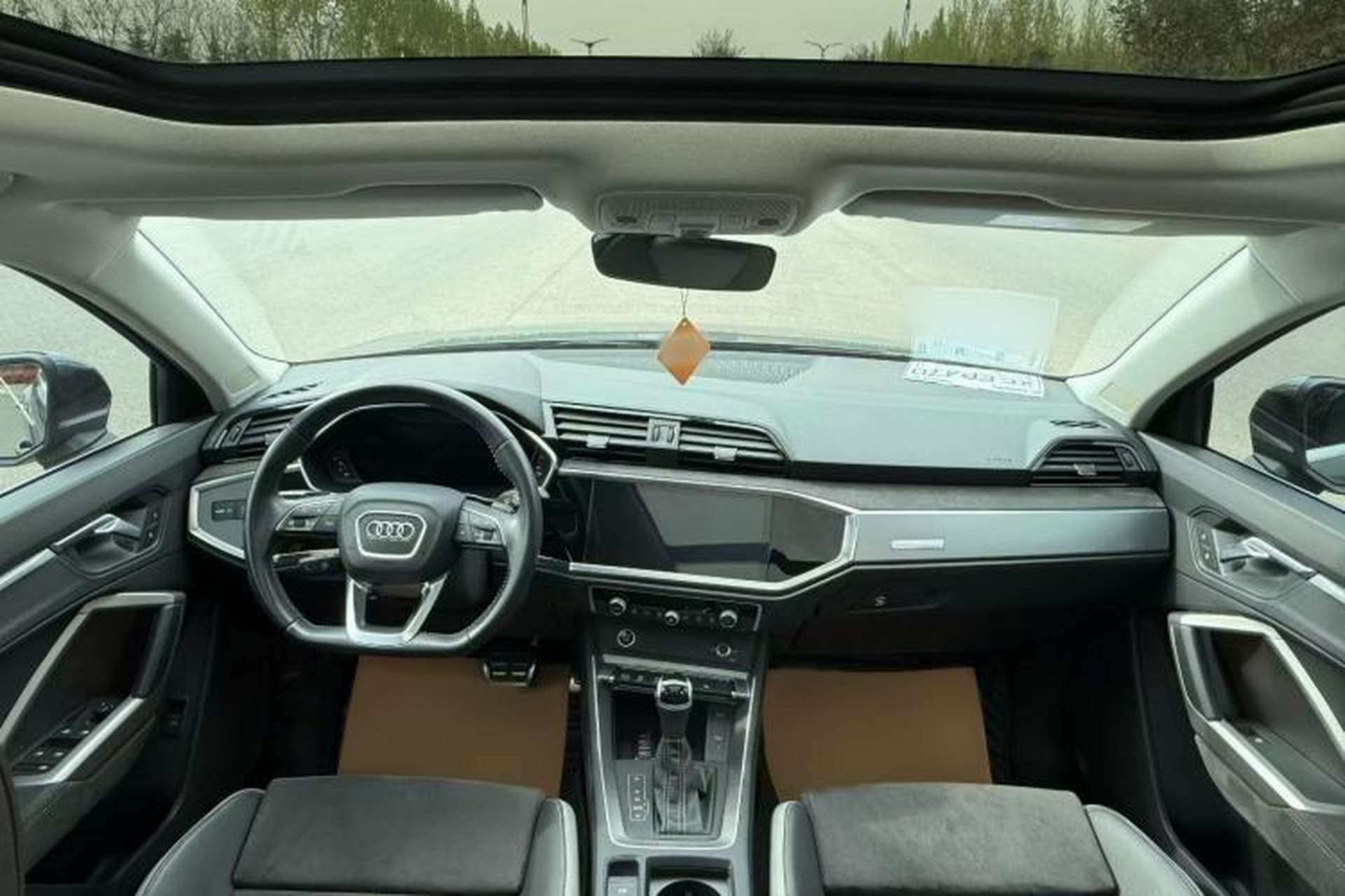 Used Audi Q3 2022 40 TFSI Fashion Dynamic Model Interior 3