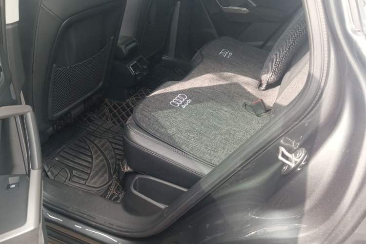 Used Audi Q3 2022 35 TFSI Fashion Dynamic Model Interior 4