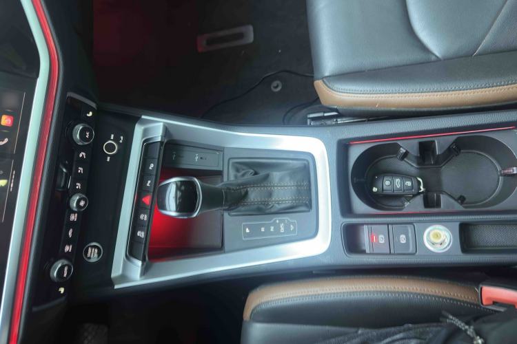 Used Audi Q3 2022 35 TFSI Fashionable and Elegant Model Interior 8