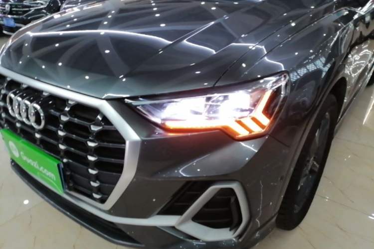 Used Audi Q3 2022 35 TFSI Fashion Dynamic Model Left Front Headlight