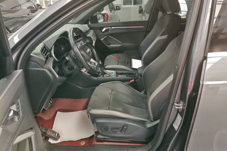 Used Audi Q3 2022 45 TFSI quattro Fashion Dynamic Model Left Front Seat