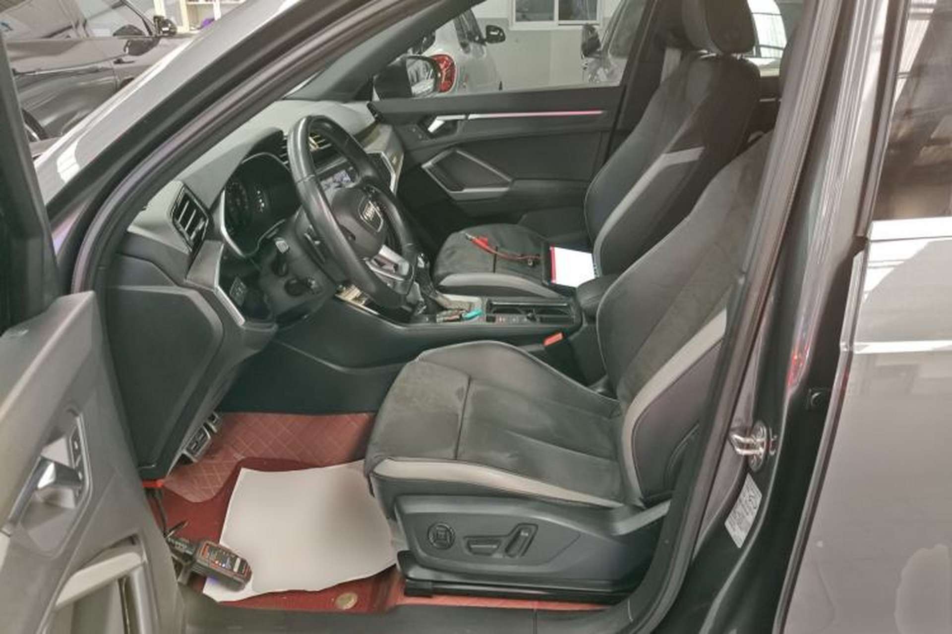 Used Audi Q3 2022 45 TFSI quattro Fashion Dynamic Model Left Front Seat