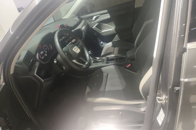 Used Audi Q3 2022 35 TFSI Progressive Dynamic Edition Left Front Seat