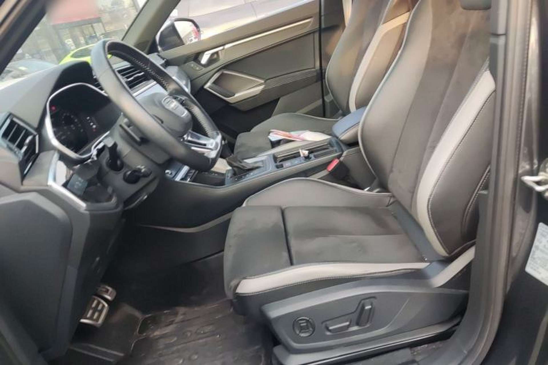 Used Audi Q3 2022 45 TFSI quattro Fashion Dynamic Model Left Front Seat