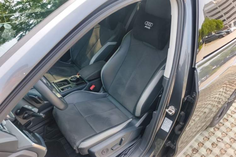 Used Audi Q3 2022 35 TFSI Fashion Dynamic Model Left Front Seat