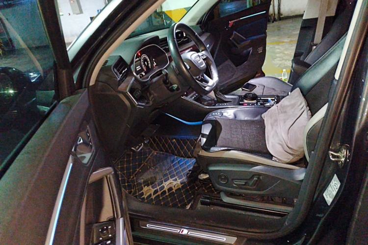 Used Audi Q3 2022 40 TFSI Fashion Dynamic Model Left Front Seat