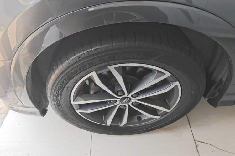 Used Audi Q3 2022 35 TFSI Progressive Dynamic Edition Left Front Wheel Hub