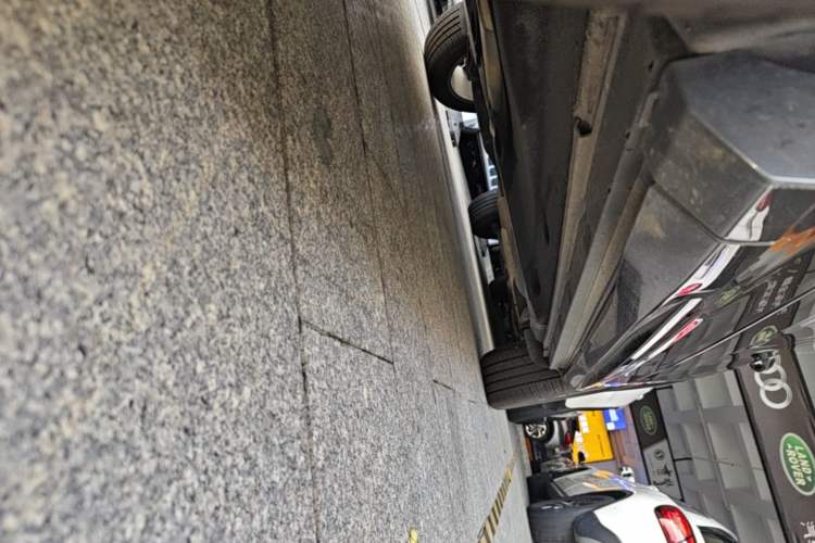 Used Audi Q3 2022 40 TFSI Fashion Dynamic Model Left Side Sill