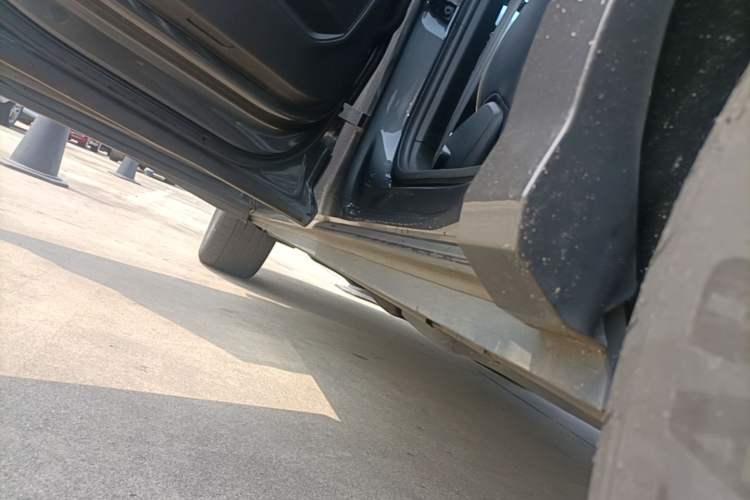 Used Audi Q3 2022 35 TFSI Fashion Dynamic Model Left Side Sill