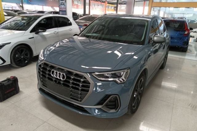 Used Audi Q3 2022 40 TFSI RS Package Performance Model