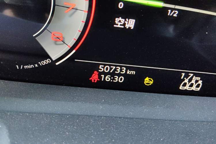 Used Audi Q3 2022 35 TFSI Fashion Dynamic Model Odometer Close Up