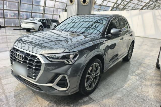 Used Audi Q3 2022 40 TFSI Fashion Dynamic Model