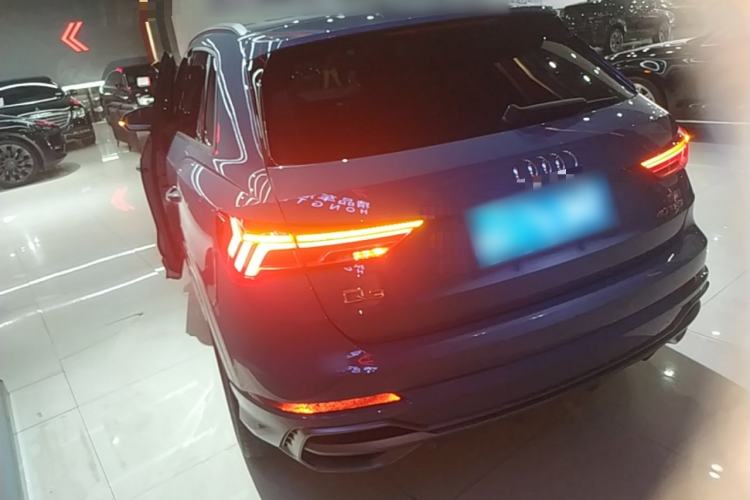 Used Audi Q3 2022 40 TFSI RS Package Performance Model Rear Left 45 Deg