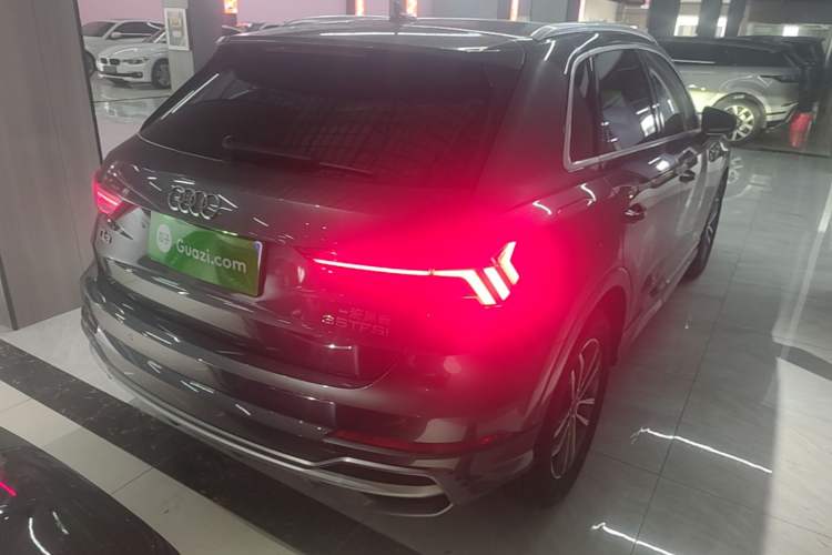 Used Audi Q3 2022 35 TFSI Progressive Dynamic Edition Rear Right 45 Deg