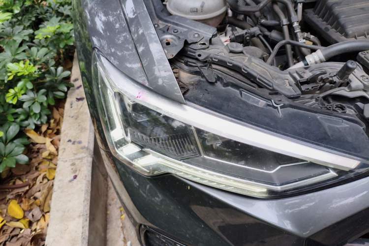 Used Audi Q3 2022 35 TFSI Fashion Dynamic Model Right Front Headlight