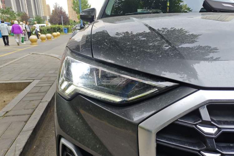 Used Audi Q3 2022 35 TFSI Progressive Dynamic Edition Right Front Headlight