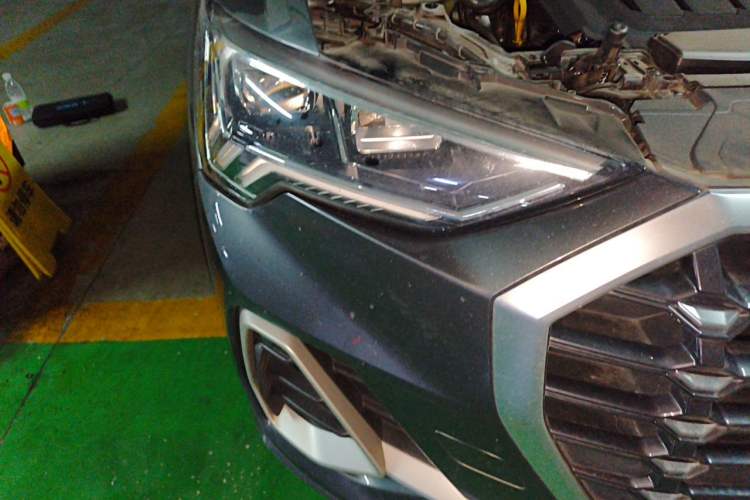 Used Audi Q3 2022 40 TFSI Fashion Dynamic Model Right Front Headlight