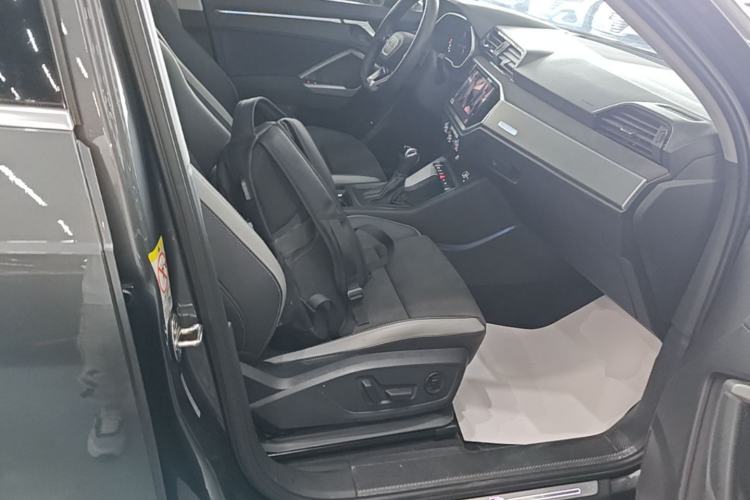Used Audi Q3 2022 40 TFSI Fashion Dynamic Model Right Front Seat