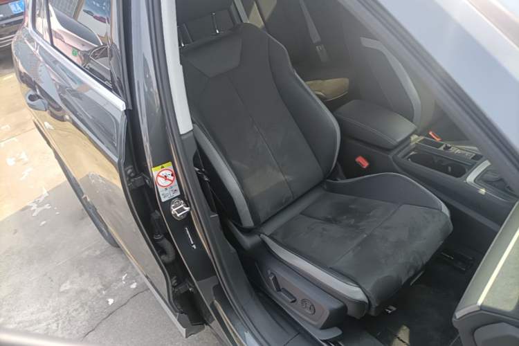 Used Audi Q3 2022 35 TFSI Fashion Dynamic Model Right Front Seat