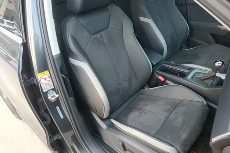 Used Audi Q3 2022 35 TFSI Fashion Dynamic Model Right Front Seat