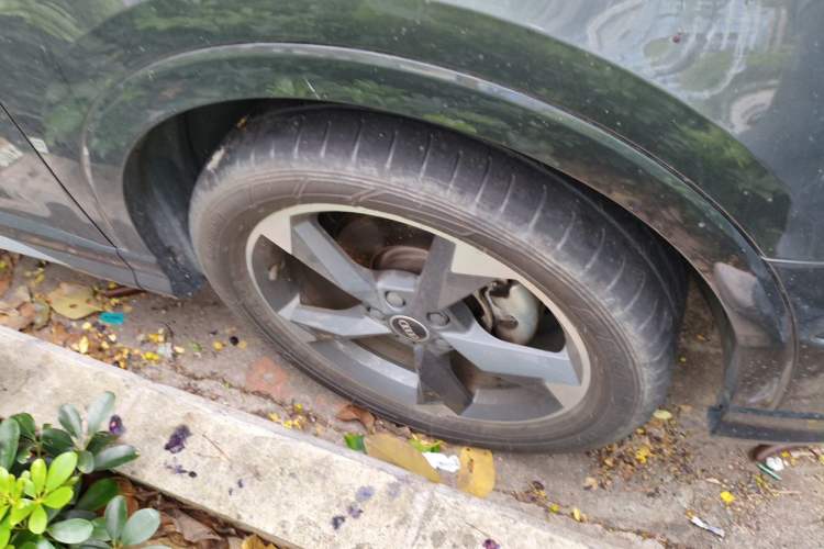 Used Audi Q3 2022 35 TFSI Fashion Dynamic Model Right Front Wheel Hub