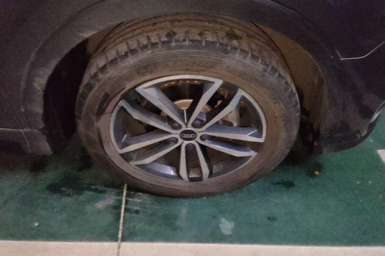 Used Audi Q3 2022 35 TFSI Progressive Dynamic Edition Right Front Wheel Hub