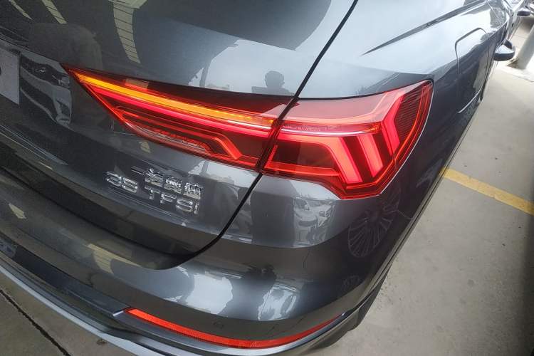 Used Audi Q3 2022 35 TFSI Progressive Dynamic Edition Right Rear Taillight