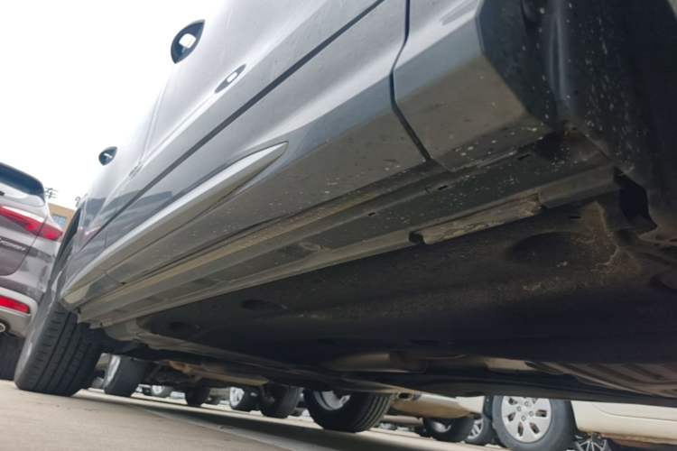 Used Audi Q3 2022 35 TFSI Fashion Dynamic Model Right Side Sill