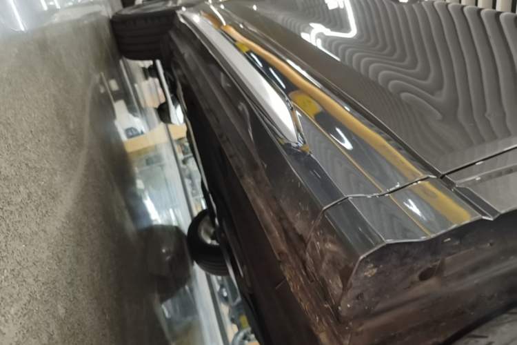 Used Audi Q3 2022 40 TFSI Fashion Dynamic Model Right Side Sill