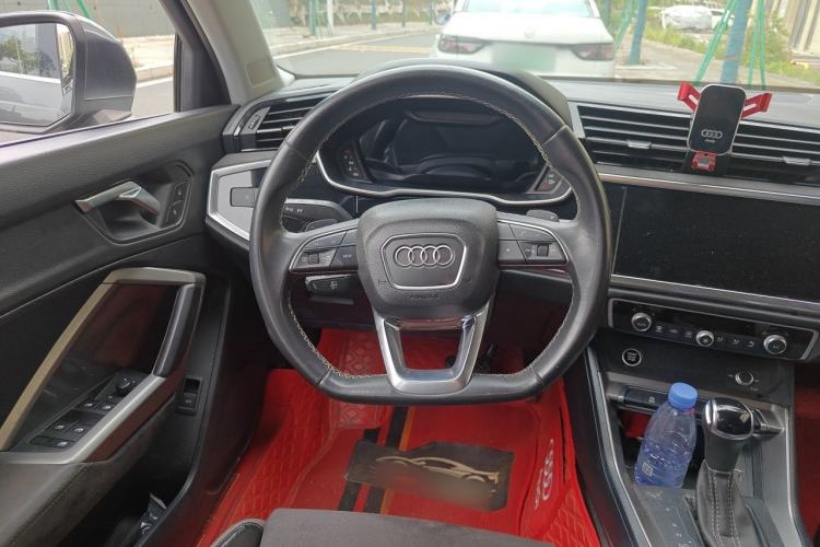 Used Audi Q3 2022 35 TFSI Fashion Dynamic Model Steering Wheel