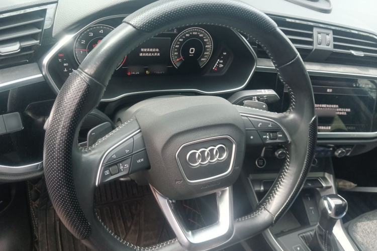 Used Audi Q3 2022 35 TFSI Fashion Dynamic Model Steering Wheel