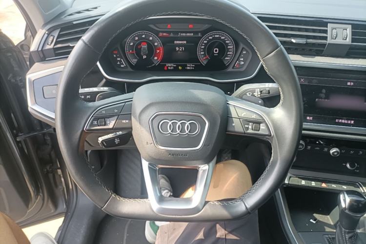 Used Audi Q3 2022 35 TFSI Fashion Dynamic Model Steering Wheel