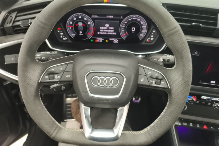 Used Audi Q3 2022 45 TFSI quattro Fashion Dynamic Model Steering Wheel