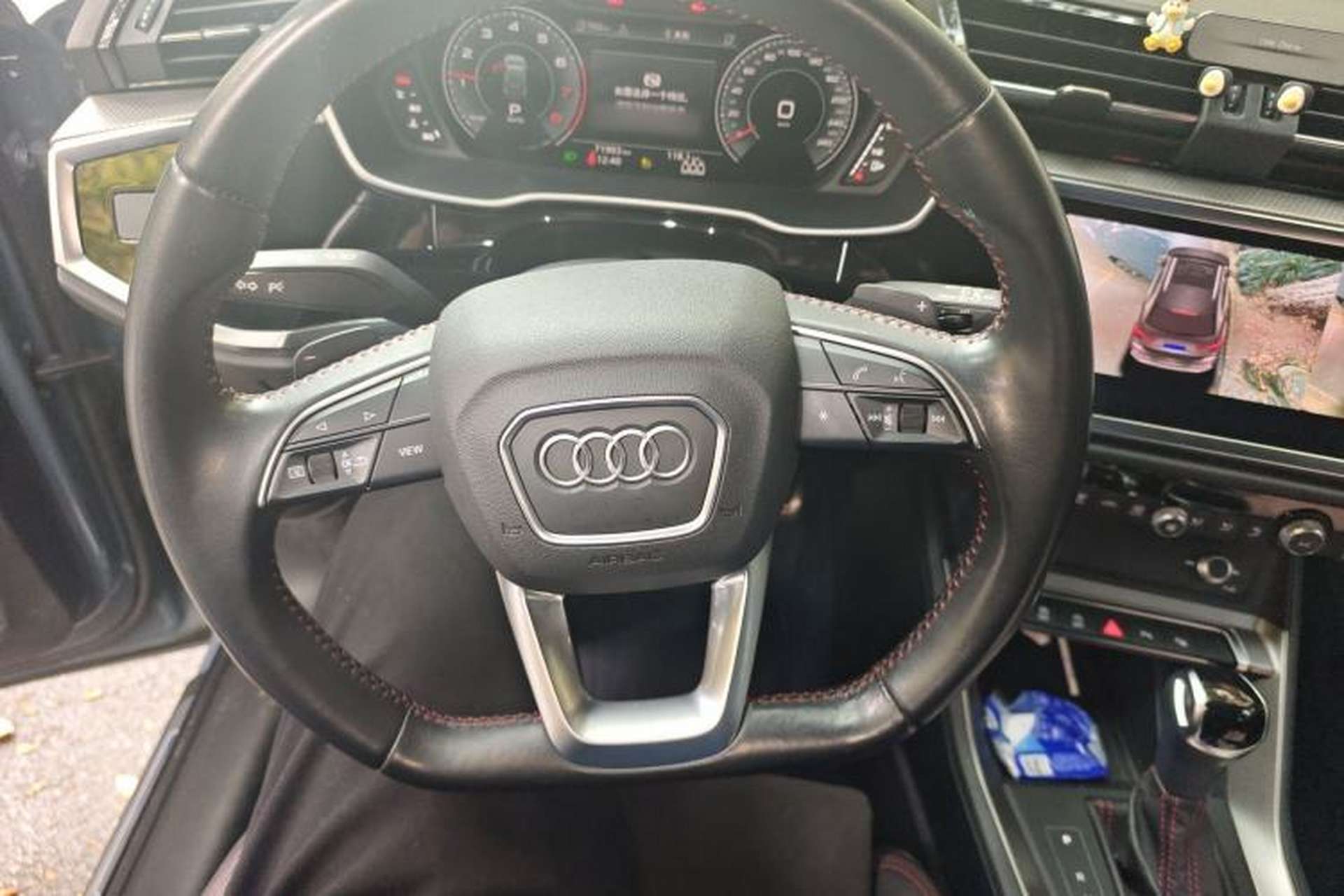 Used Audi Q3 2022 40 TFSI RS Package Performance Model Steering Wheel