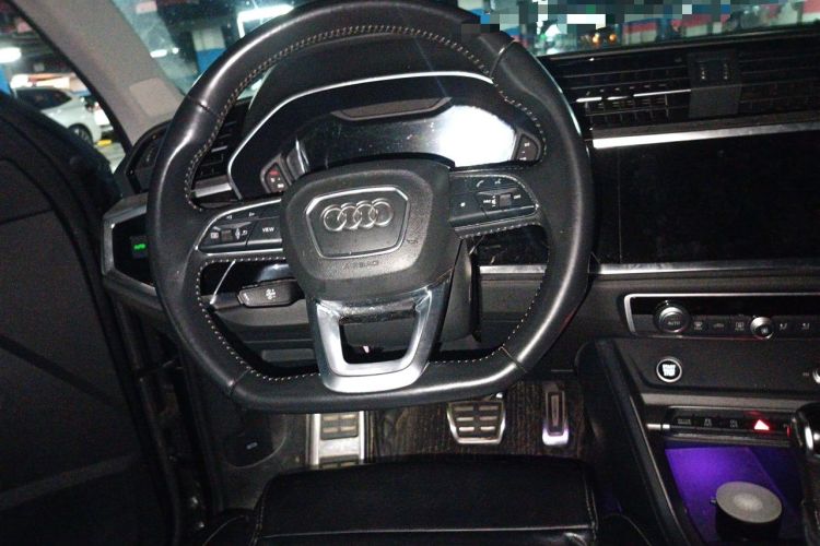 Used Audi Q3 2022 40 TFSI Fashion Dynamic Model Steering Wheel
