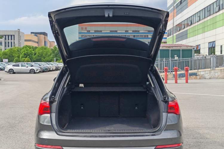 Used Audi Q3 2022 40 TFSI Fashion Dynamic Model Trunk