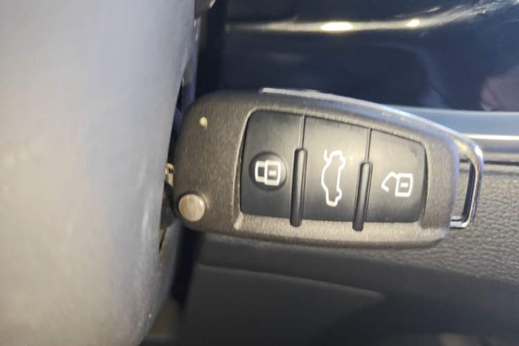 Used Audi Q3 2022 35 TFSI Progressive Dynamic Edition Vehicle Key