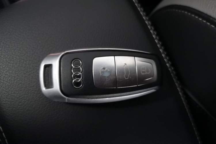 Used Audi Q3 2022 40 TFSI Fashion Dynamic Model Vehicle Key