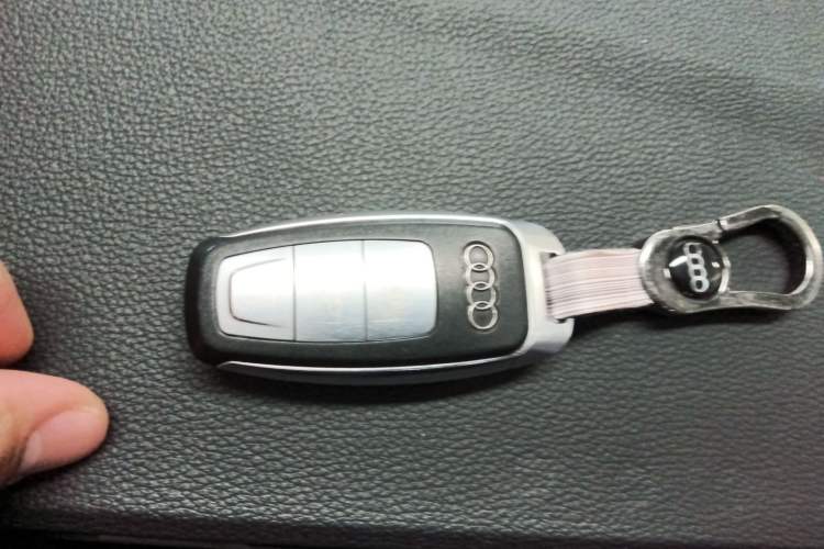 Used Audi Q3 2022 40 TFSI RS Package Performance Model Vehicle Key