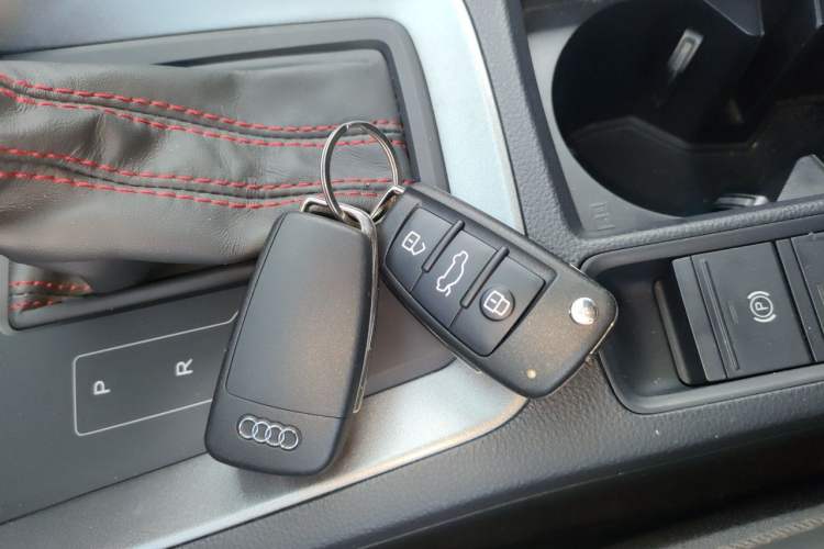 Used Audi Q3 2022 40 TFSI RS Package Performance Model Vehicle Key