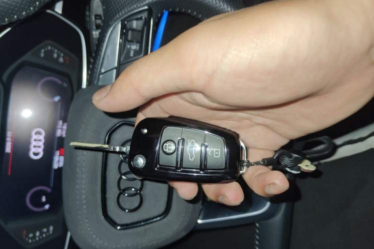 Used Audi Q3 2022 35 TFSI Progressive Dynamic Edition Vehicle Key