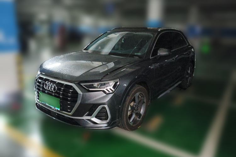 Gebrauchter Audi Q3 2022 35 TFSI Fashion Dynamic Model Guazi used car, China used car export, Used car for sale, Used cars, Cheapest cars for sale